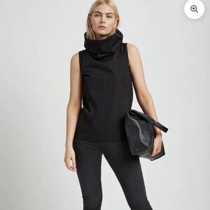 Marcella NYC Minna Top Womens Size XL Sleeveless Funnel Neck Top Minimalist